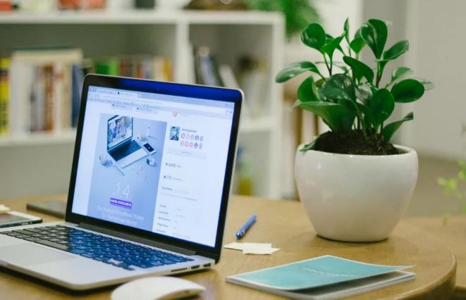 做網(wǎng)站時選擇網(wǎng)站制作公司至關(guān)重要