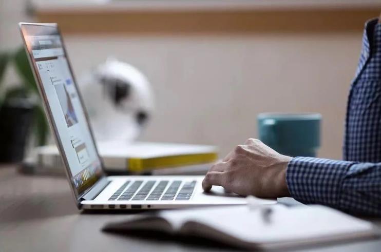 西安網(wǎng)站維護的費用通常包含哪些方面呢