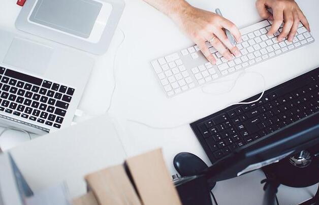 西安網(wǎng)站定制開發(fā)的優(yōu)勢和弊端詳解